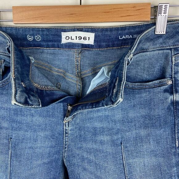 DL1961 Lara Instasculpt Cropped Flare Jean - Davidson Wash - Picture 8 of 8